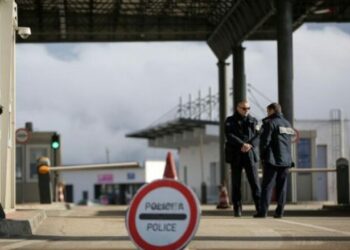 Bllokimi në kufi/ Serbët largohen nga rruga, lirohet qarkullim drejt Jarinës