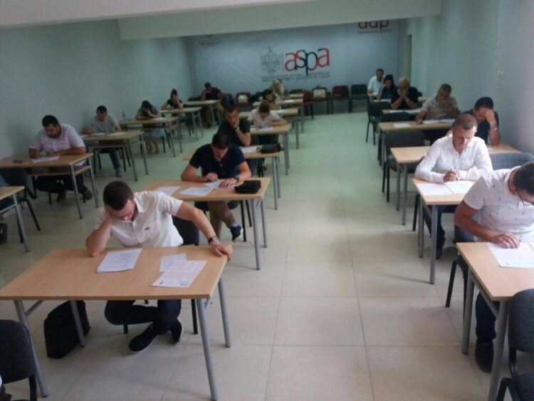 Nuk i mjafton Shkolla e Administratës Publike, Rama krijon një OJF që t’i japë fonde për trajnimin e bashkiakëve