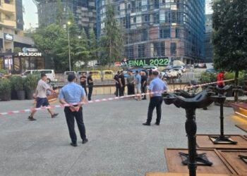 Rama çon IKMT tek “Air Albania” për tavolinat e kafeneve