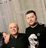 Dosja / Babai i Tur Burrelsit, Shefqet Hoxhosmani i dënuar për vrasje. Blinte prona në Tiranë e Durrës me paratë e kokainës?