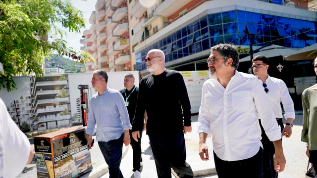 Pasi dështoi në Vlorë, Rama do të shkojë edhe në Durrës për “lirimin e hapësirave”