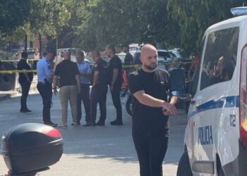Plagosja me armë në Sarandë, dy të rinjtë në gjendje të rëndë për jetën