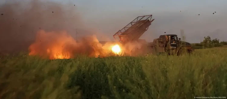 Pse Rusia po i shton sulmet ndaj Ukrainës?