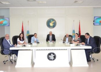 Lapaj ngel jashtë Kuvendit, KQZ ia jep mandatin kushërirës së tij, Xhuveli! Doshi djeg listën e mbyllur