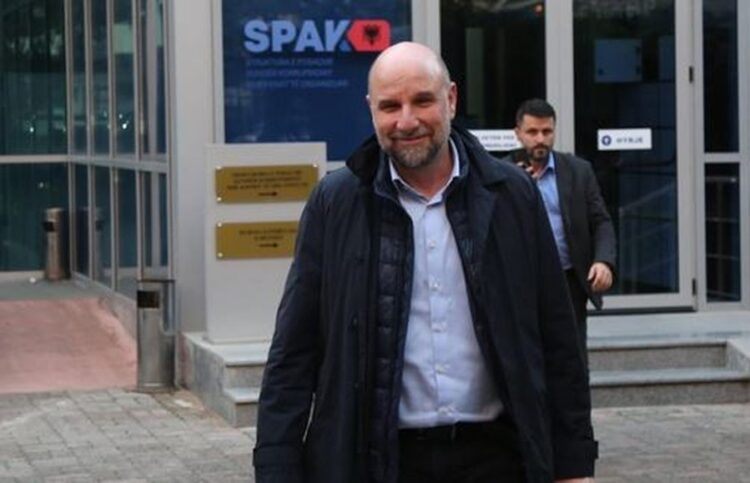 Pas lejës për kullën 52-katëshe, Genc Kuçuku merr 5 miliardë lekë pa garë nga Dritan Agolli