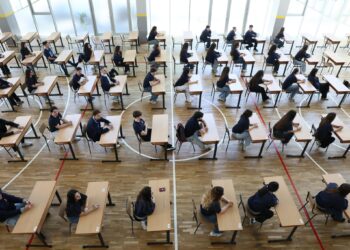 Kamera mbi kamera: Projekti ‘Smart City’ në shkolla ngre pikëpyetje për privatësinë personale