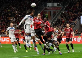 Pas Emerson Royal, një tjetër largim nga Milan. Mesfushori kuqezi drejt Arabisë Saudite