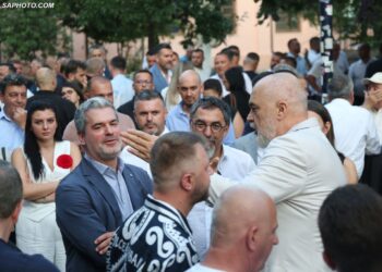 Ndërhyrja e Ramës në Bashkinë e Vlorës zhbën ‘ndarjen ligjore të pushteteve’