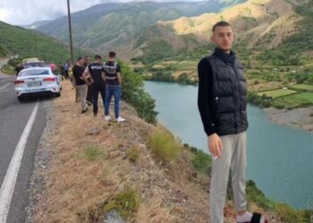 VIDEO-FOTO/ Kush është i riu që u gjet i vrarë, dyshimet e grupit hetimor