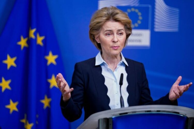 Akuza për korrupsion me vaksinat Covid 19/ Ursula von der Leyen do të përballet me votë mosbesimi në Parlamentin Evropian
