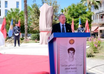 Ndihmoi shqiptarët të rrëzonin komunizmin, ndahet nga jeta në Shqipëri ish-ambasadori gjerman Daum