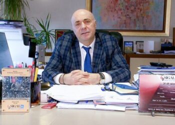 Një në tre dëme të papaguara është i SIGAL/ Raporti: Avni Ponari shton fitimet në kurriz të qytetarëve