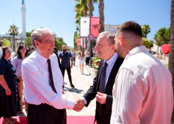 Ndarja nga jeta e ish-ambasadorit Daum, Berisha: Ambasadori i lirisë mbylli sytë në atdheun e tij të dytë