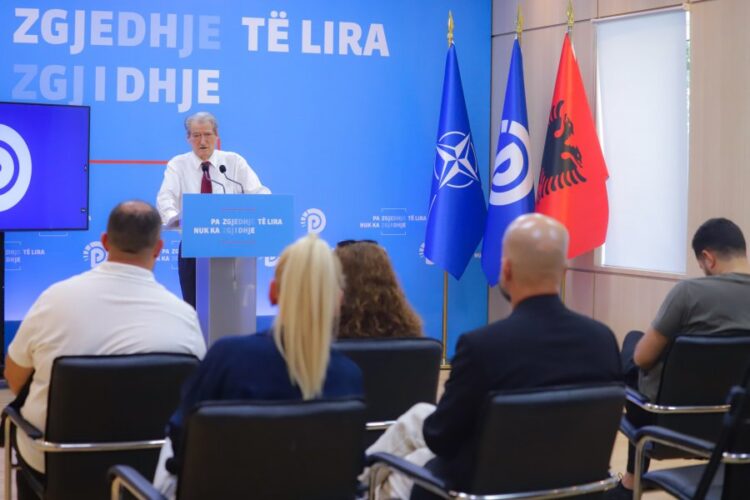 Berisha akuzon: SPAK po mbron organizatat kriminale të Suel Çelës dhe Altin Troplinit