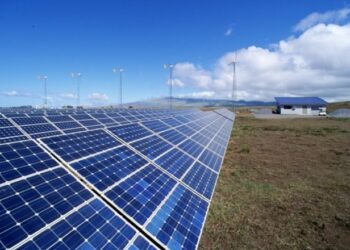 Tërhiqet pas skandalit bashkia e Vlorës: Nuk e japim Kaninën për panele fotovoltaike