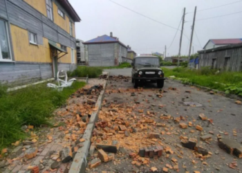 Toka u drodh, deti heshti! Misteri i tërmetit në Rusi që nuk solli cunamin “e pritur”