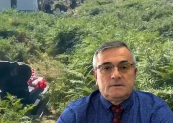 Varrezat mbulohen nga barishtet e plehrat, Rexha i Tropojës-banorëve: Pastrojeni vetë!