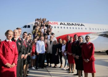 “Po rrezikohet siguria e pasagjerëve”, punonjësit e “Air Albania” letër Ramës: Na paguani siguracionet dhe pagat