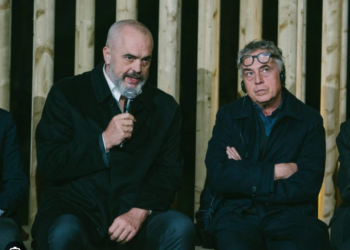 “Gradaçela bosh dhe beton”/ Gazeta ‘l Fatto Quotidiano’: Kush po fiton nga modeli Rama-Boeri?