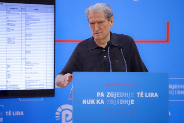 Berisha: Kodi i ri është atentat madhor kundër fjalës së lirë! Ja si patronazhistët i kanë shtrirë tentakulat edhe në diasporë