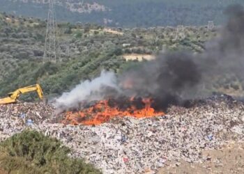 Merr flakë fusha e mbetjeve në inceneratorin e Elbasanit