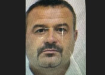 U akuzua për vrasjen e postierit Lulzim Visha, Gjykata e Tiranës liron Eduart Lamin