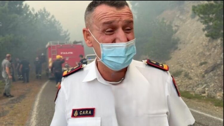 Drejtori i zjarrfikësve ankohet: Nuk ka uniforma anti-zjarr, mungon infrastruktura