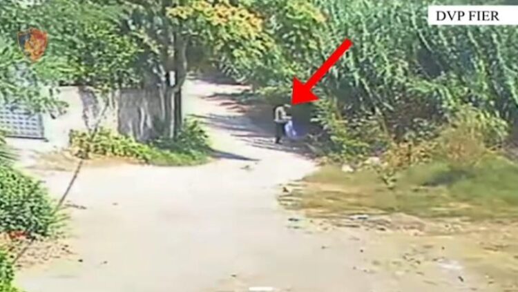 Arrestohen 3 piromanë në Fier dhe Lushnje, mes tyre edhe autori që dogji ish-fushën e mbetjeve