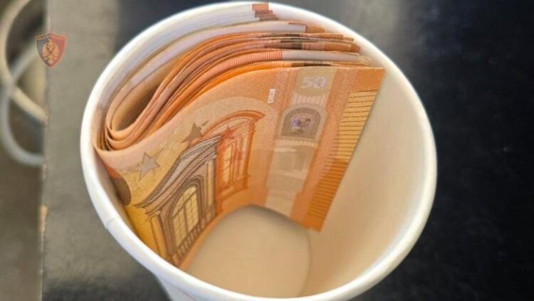 Një mijë euro për një tendë/ Dorëzohet inspektori i IMT-së, kolegu del para gjykatës