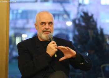 Paraja elektronike duhet të jetë alternativë dhe jo monopol