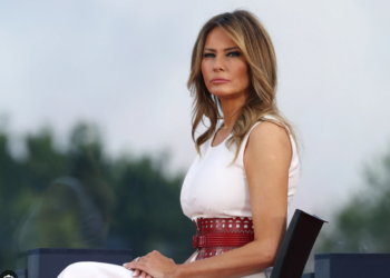 Zbardhet përmbajtja e letrës së Melania Trump për Putinin në Alaskë