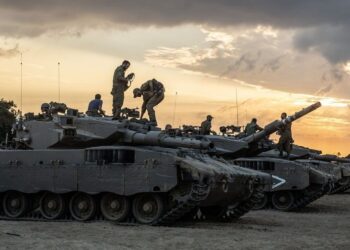 Izraeli nuk ndalet, tanket po përparojnë në Gaza