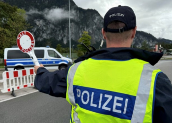 A mund ta harrosh fëmijën në një pikë karburanti?