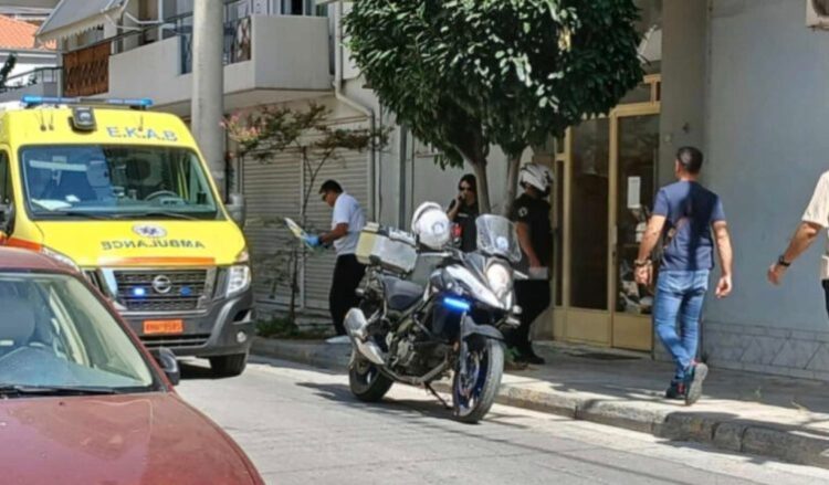 Krim në familjen shqiptare në Greqi, 40-vjeçari vret me thikë bashkëshorten dhe arratiset