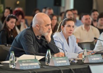 ‘Déjà vu’: Reforma e re e qeverisë “Rama” për mbetjet pritet me mosbesim