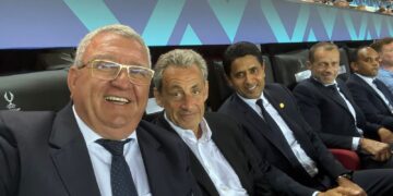 Duka fotografohet në finalen e Superkupës me Ceferin, Sarkozy dhe presidentin e PSG