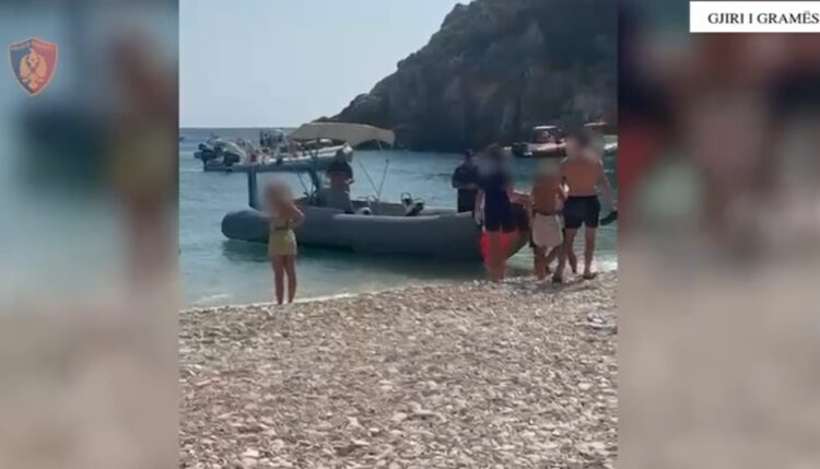 Kërceu në det tek Gjiri i Gramës, 12-vjeçari lëndohet në kokë