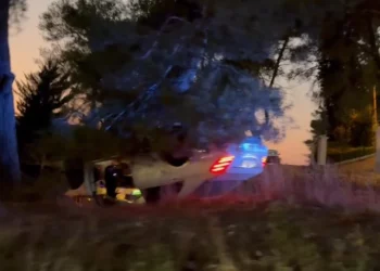 Përmbyset makina në Qafë Koshovicë, 3 të plagosur, në gjendje të rëndë një 17-vjeçar