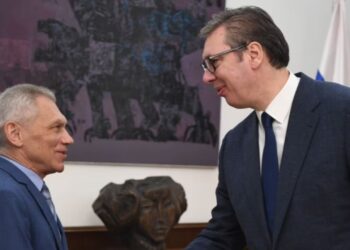 Ambasadori rus në Beograd: Perëndimi dëshiron ta zëvendësojë Vuçiçin me një politikan të dobët