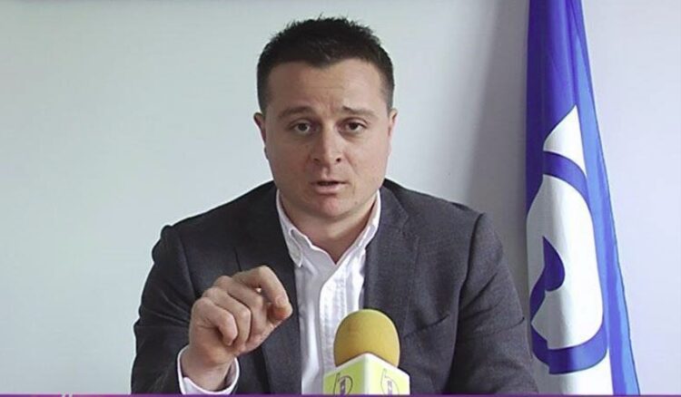 Hoxha: Qeveria ‘Rama’ po grabit qytetarët me tarifën e tunelit të Llogorasë