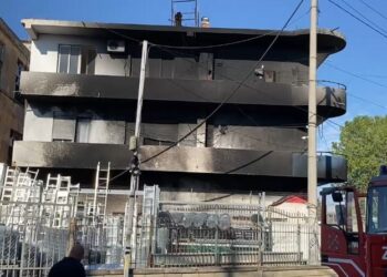 Përfshihet nga flakët gomisteria në Durrës, një pjesë e Shkozetit mbetet pa drita