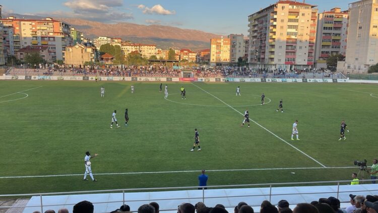 Pogradeci i pafat në shtëpi, Lushnja i mohon fitoren ekipit “liqenor”