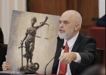 Rama sulmoi gjyqtarët/ KLGJ “kundërshton” kryeministrin, pa guxuar t’i përmendë as emrin