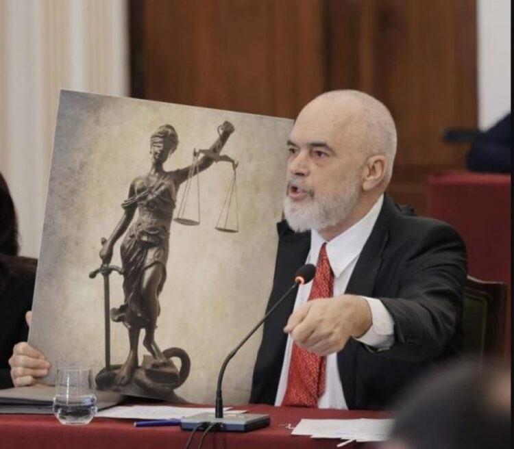 Rama sulmoi gjyqtarët/ KLGJ “kundërshton” kryeministrin, pa guxuar t’i përmendë as emrin