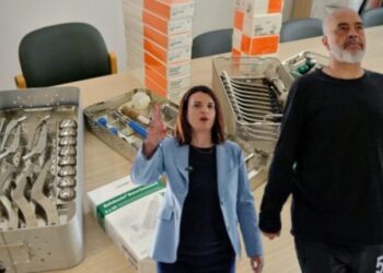 Lista e gjatë e pritjes për proteza ortopedike favorizon korrupsionin në spitale