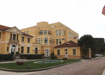 Shtrëngohen rregullat, Ambasada e SHBA në Tiranë: Nga 2 shtatori ndryshon procedura për vizat jo emigruese