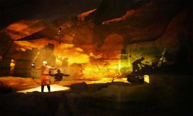 “Pse talleni me qytetarët”/ Auron Tare: Ministria e Kulturës publikoi foton e shpellës së Spilesë…por ishte nga shpella në Kinë