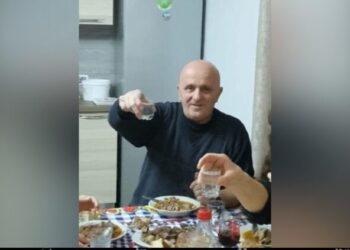 Vrasja e Frrok Lleshajt në Vaun e Dejës, autori e qëlloi me pistoletë, iku me motorçikletë