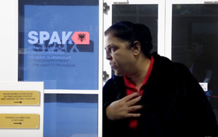 Zyraja e Tropojës i mbush arkën me lekë kushëririt të Rexhe Byberit, ja prapaskena e tenderit fiktiv