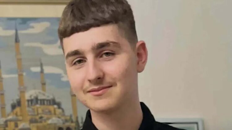 Zhduket 15-vjeçari nga Gjirokastra, familjarët kërkojnë ndihmë për gjetjen e tij: U nis pa para drejt Tiranës